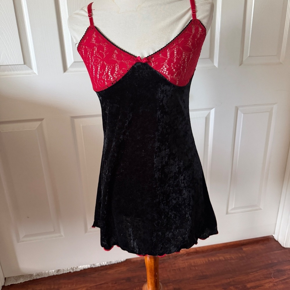 Gloria Vanderbilt Medium Black Velour Lace Chemise Mini Babydoll Slip Dress